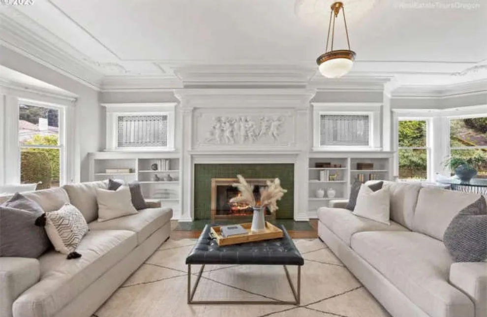 Living room with painted walls and coffered detail